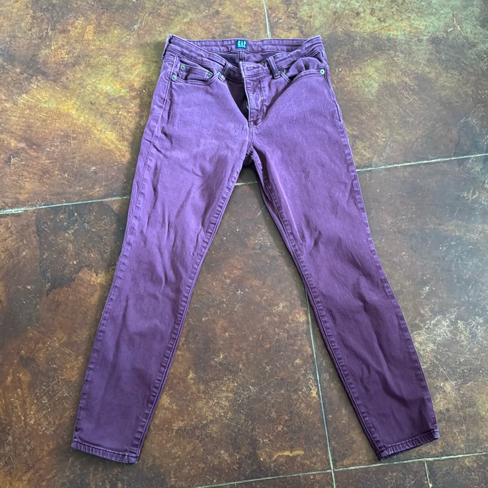 Gap denim in plum size 28